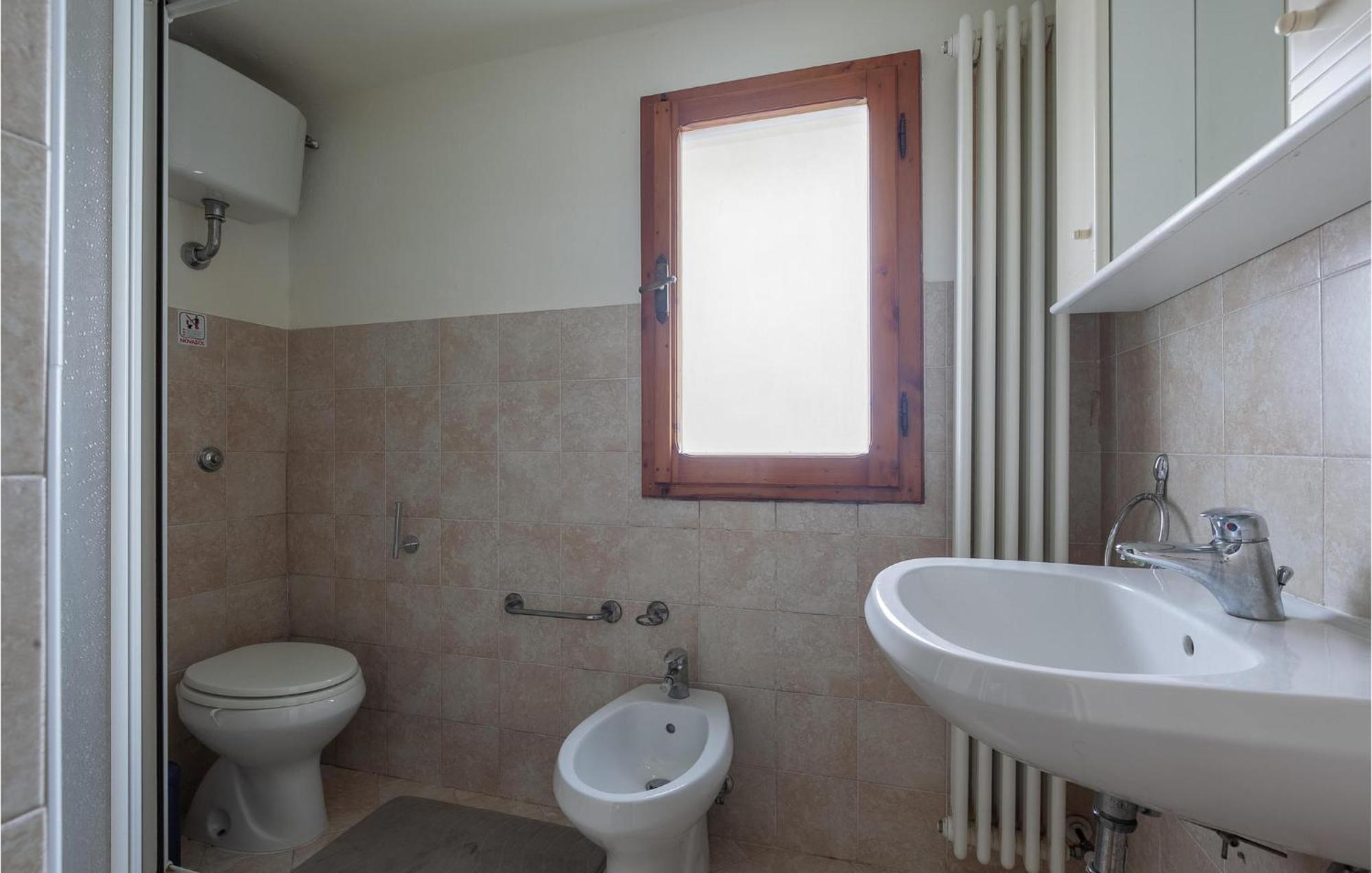 Awesome Home In Montefoscoli With Wifi エクステリア 写真