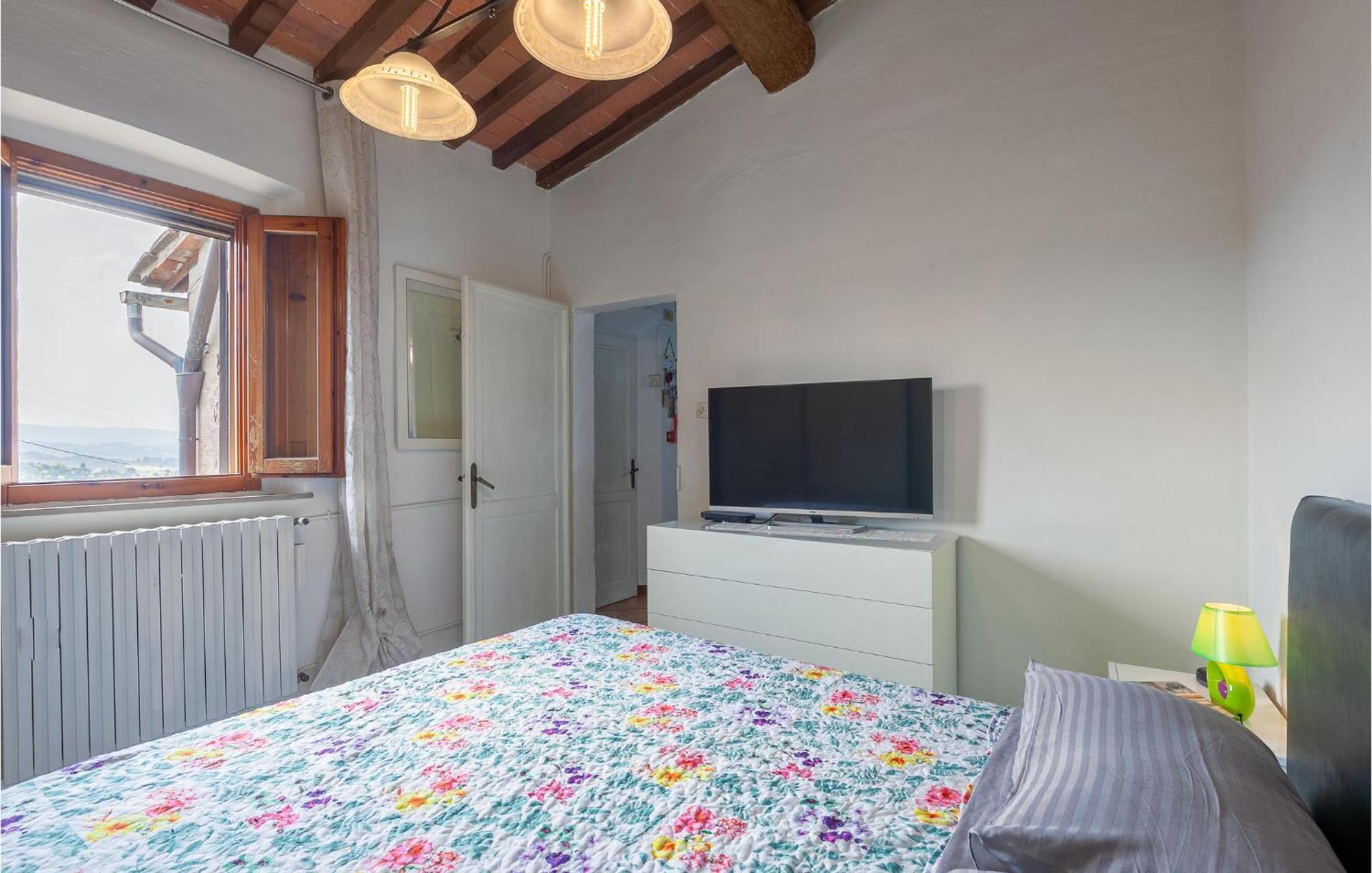 Awesome Home In Montefoscoli With Wifi エクステリア 写真