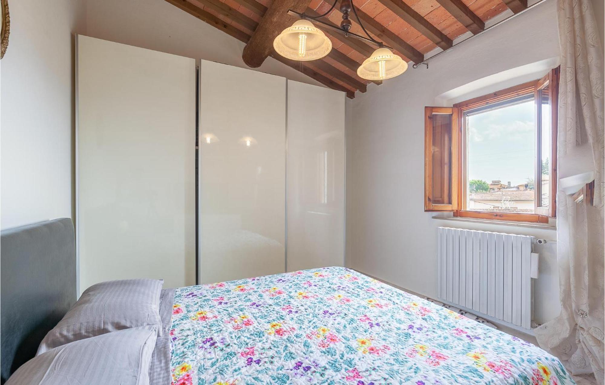 Awesome Home In Montefoscoli With Wifi エクステリア 写真